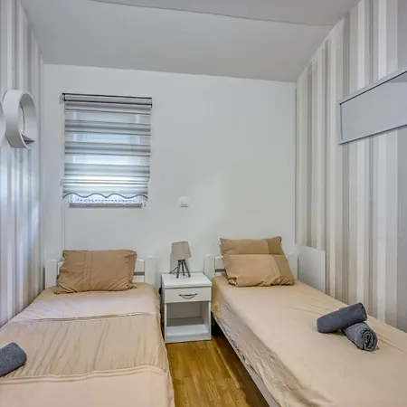 House Villa *